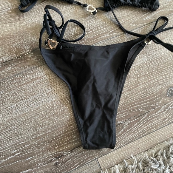 Set of 2 SHEIN Bikini’s Size Medium Cheetah print, Black with Heart rhinestone - Picture 2 of 7